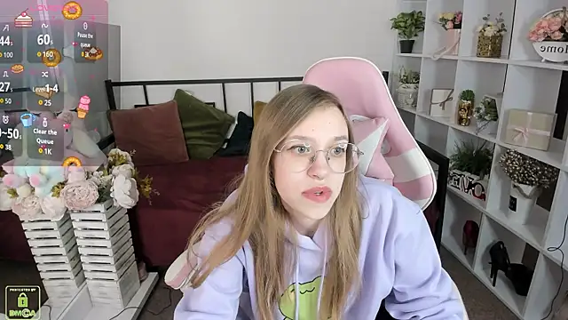 LayriantaVee online show from 03/24/26, 07:13