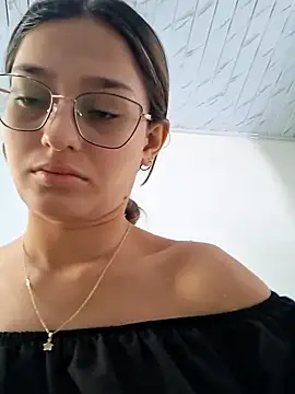 Snapshot of Ary-18 chatting on 03/07/26, 02:03 Ary-18 online show from 03/07/26, 02:03