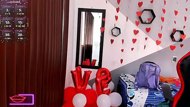 Danniela rivera online show from 02/17/25, 08:04