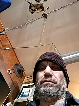 Snapshot of clitstitsandbongrips chatting on 02/04/25, 11:59 clitstitsandbongrips online show from 02/04/25, 11:59