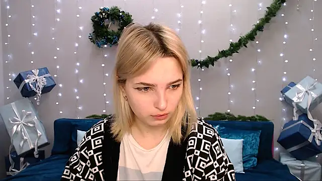 Snapshot of tendermeow chatting on 12/14/24, 09:29 tendermeow online show from 12/14/24, 09:29