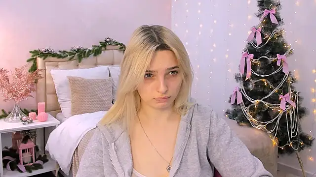 Snapshot of tendermeow chatting on 12/20/24, 01:22 tendermeow online show from 12/20/24, 01:22