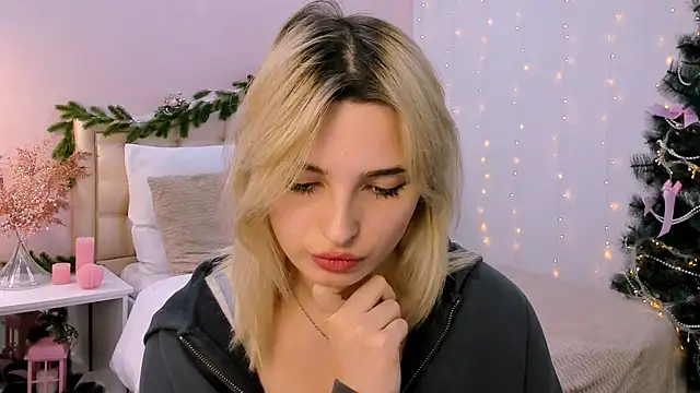 Snapshot of tendermeow chatting on 01/20/25, 11:21 tendermeow online show from 01/20/25, 11:21