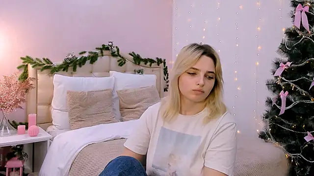 Snapshot of tendermeow chatting on 01/24/25, 07:28 tendermeow online show from 01/24/25, 07:28