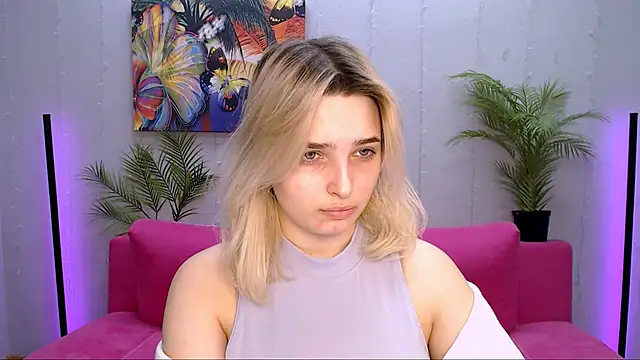 Snapshot of tendermeow chatting on 01/31/25, 01:12 tendermeow online show from 01/31/25, 01:12