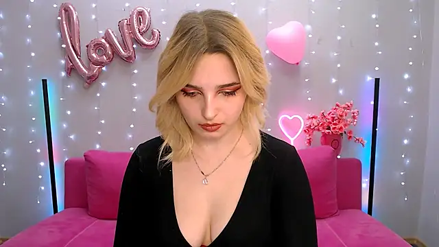 Snapshot of tendermeow chatting on 02/12/25, 05:16 tendermeow online show from 02/12/25, 05:16