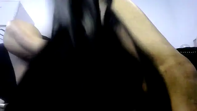 Snapshot of Niquitasparkles chatting on 02/07/25, 12:20 Niquitasparkles online show from 02/07/25, 12:20