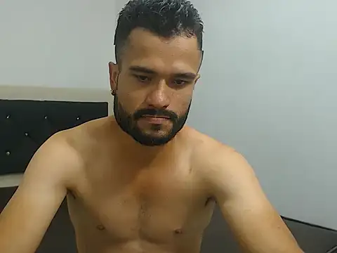 Snapshot of yeikonnht chatting on 03/28/26, 12:10 yeikonnht online show from 03/28/26, 12:10