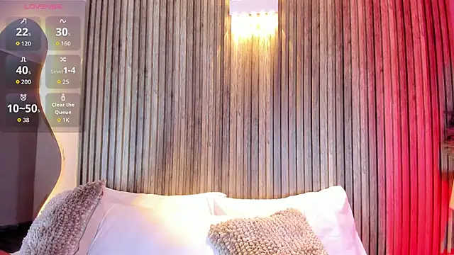 HannaPaola online show from 04/15/26, 10:43