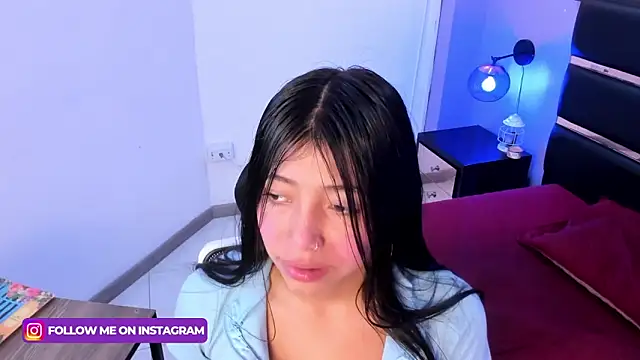 Snapshot of KimberlyVillaLobos chatting on 02/05/25, 11:34 KimberlyVillaLobos online show from 02/05/25, 11:34