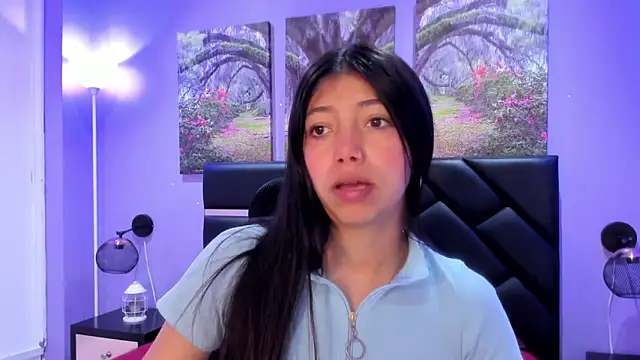 KimberlyVillaLobos online show from 12/03/25, 11:30