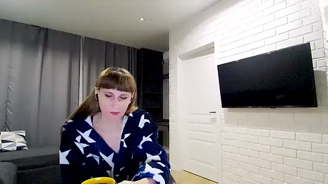 Daniella Lorente online show from 02/08/26, 12:14