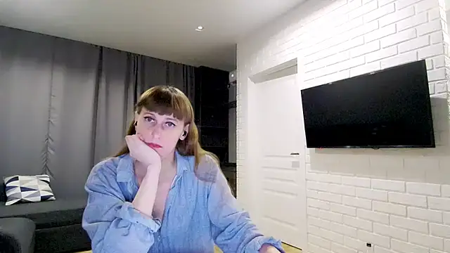 Daniella Lorente online show from 02/25/26, 10:08