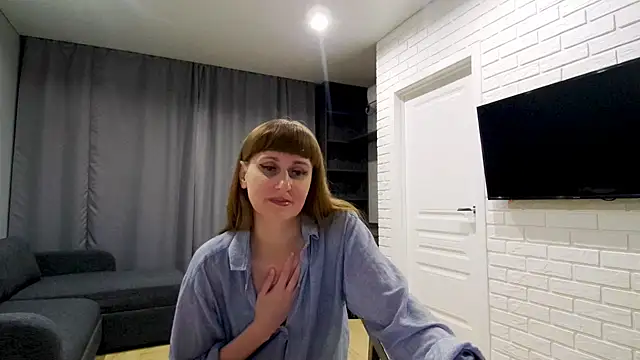 Snapshot of Daniella_Lorente chatting on 05/15/26, 11:01 Daniella Lorente online show from 05/15/26, 11:01
