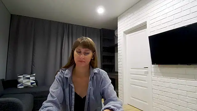 Daniella Lorente online show from 07/24/26, 11:58