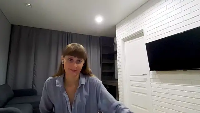 Daniella Lorente online show from 07/27/26, 11:45