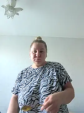 Anna Curvy online show from 06/30/26, 12:00
