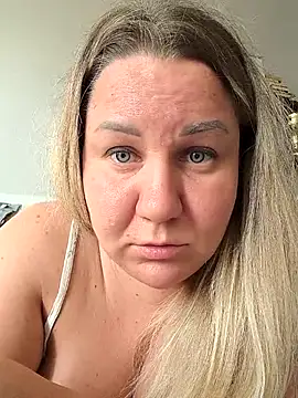 Anna Curvy online show from 07/30/26, 12:04