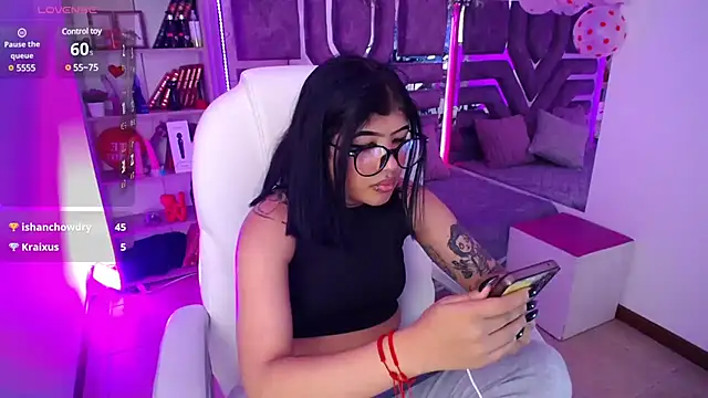 AliceWalker 11 online show from 02/20/25, 11:10