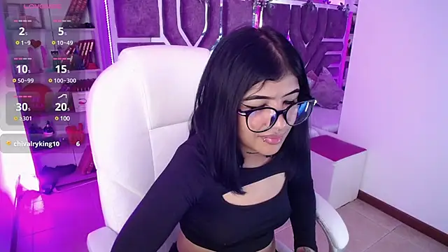 AliceWalker 11 online show from 02/27/25, 02:21