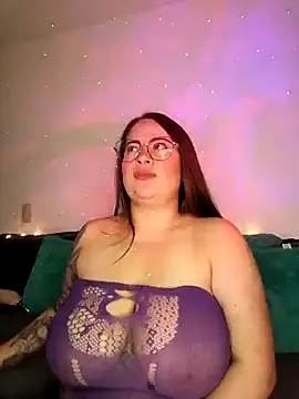 soofy   online show from 04/21/26, 05:25