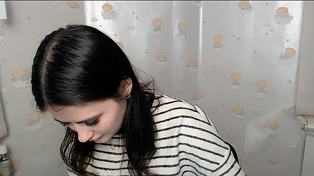 Snapshot of AliceSexyyy_ chatting on 12/30/24, 04:29 AliceSexyyy online show from 12/30/24, 04:29