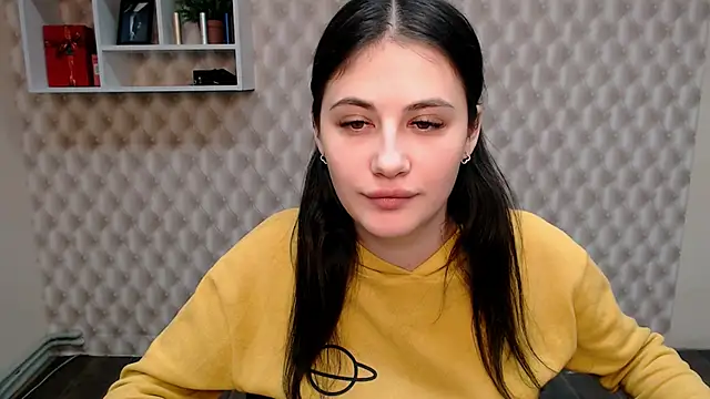 Snapshot of AliceSexyyy_ chatting on 01/04/25, 01:21 AliceSexyyy online show from 01/04/25, 01:21
