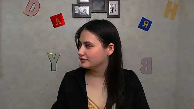 Snapshot of AliceSexyyy_ chatting on 03/02/25, 03:27 AliceSexyyy online show from 03/02/25, 03:27