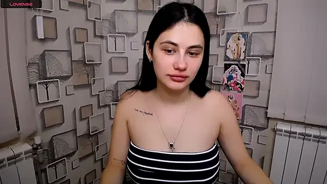 Snapshot of AliceSexyyy_ chatting on 10/03/25, 09:50 AliceSexyyy online show from 10/03/25, 09:50