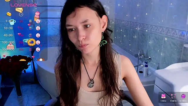 Snapshot of Emily_Strikeee chatting on 09/24/25, 10:18 Emily Strikeee online show from 09/24/25, 10:18