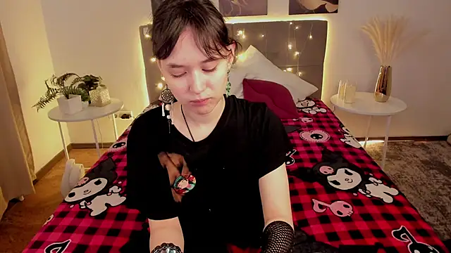 Emily Strikeee online show from 05/20/26, 01:45