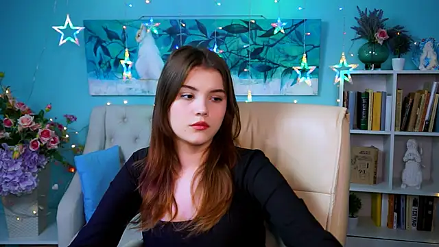 Snapshot of EvaThopson chatting on 12/12/24, 11:07 EvaThopson online show from 12/12/24, 11:07