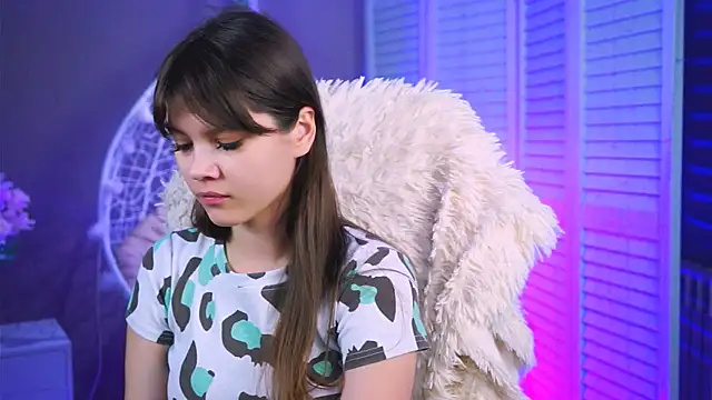 Snapshot of EvaThopson chatting on 02/14/26, 06:10 EvaThopson online show from 02/14/26, 06:10