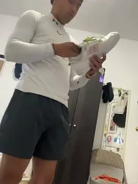 Hxnsovrgon online show from 02/20/25, 12:19