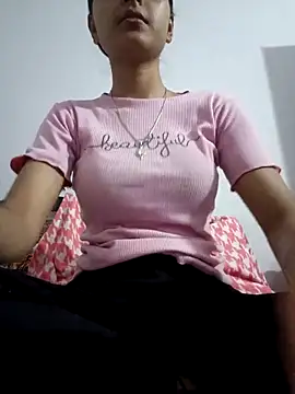 Snapshot of pikubaby chatting on 11/14/25, 07:12 pikubaby online show from 11/14/25, 07:12