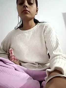 Snapshot of pikubaby chatting on 12/01/25, 07:08 pikubaby online show from 12/01/25, 07:08