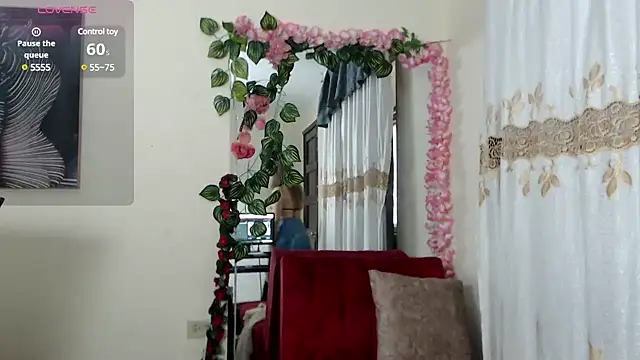Snapshot of Madam_dali chatting on 01/30/25, 12:37 Madam dali online show from 01/30/25, 12:37