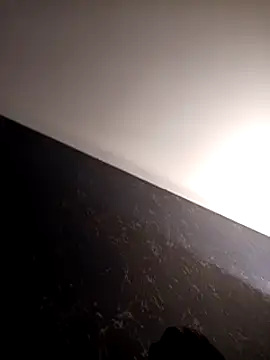 Snapshot of ElyasMatt chatting on 01/21/25, 02:11 ElyasMatt online show from 01/21/25, 02:11