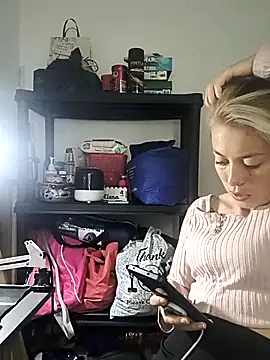 Tefannyy  online show from 03/17/26, 02:42