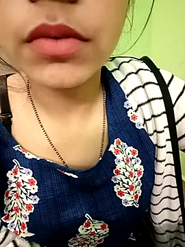 EACH 555 online show from 12/13/25, 07:53