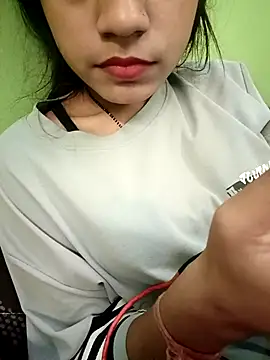 EACH 555 online show from 12/20/25, 05:14