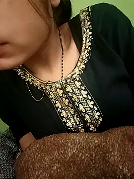 EACH 555 online show from 12/21/25, 08:21