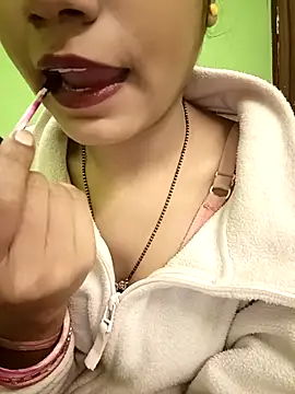 EACH 555 online show from 01/05/26, 06:44