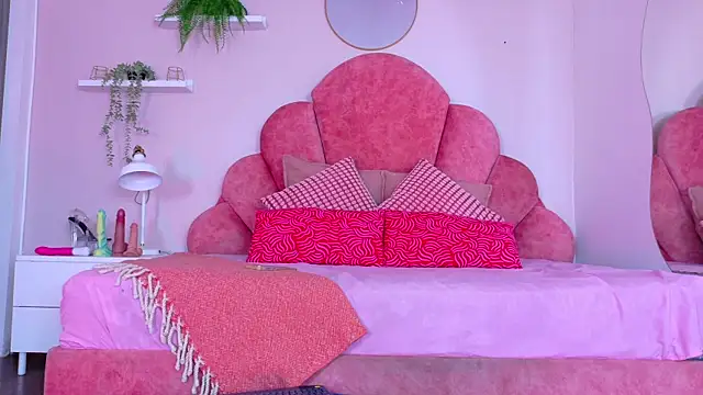 Snapshot of ChanelAdamss_ chatting on 11/28/25, 03:09 ChanelAdamss online show from 11/28/25, 03:09