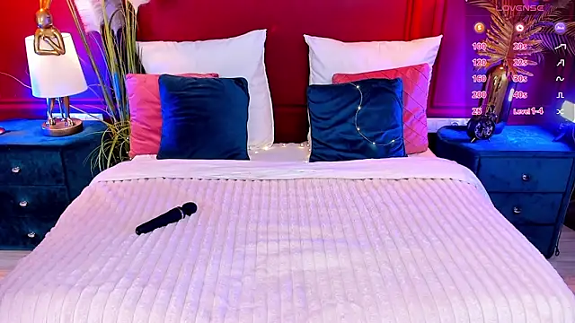 GiaCale online show from 03/28/26, 06:24