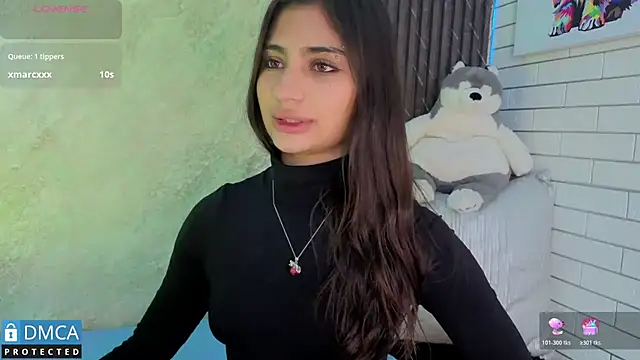 SolBeaumont1 online show from 11/04/25, 07:46