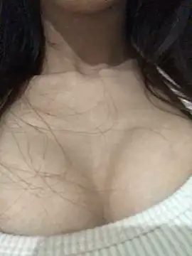 Snapshot of Yonaaaaaaaaa chatting on 02/04/25, 03:26 Yonaaaaaaaaa online show from 02/04/25, 03:26