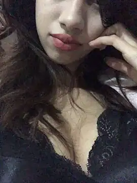 Snapshot of Yonaaaaaaaaa chatting on 03/11/25, 09:15 Yonaaaaaaaaa online show from 03/11/25, 09:15