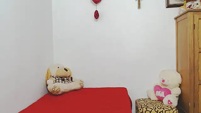 Snapshot of ariellth chatting on 10/14/25, 02:40 ariellth online show from 10/14/25, 02:40