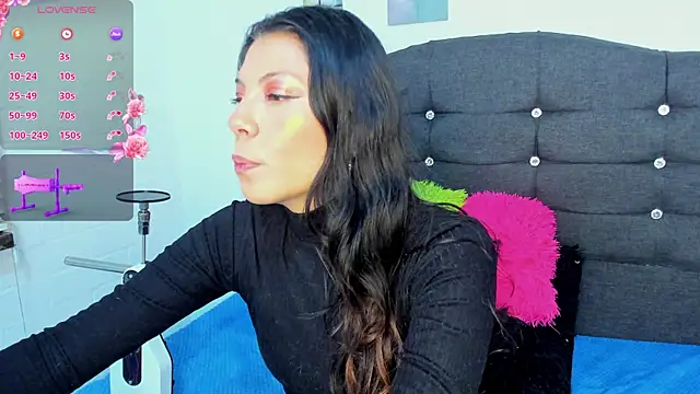 Snapshot of Selenakyle92_ chatting on 06/16/26, 08:22 Selenakyle92 online show from 06/16/26, 08:22